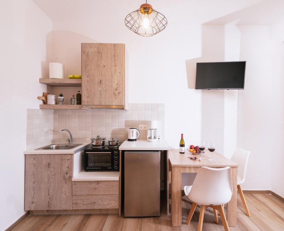 Sifogiannis Rooms 카밀라리 외부 사진